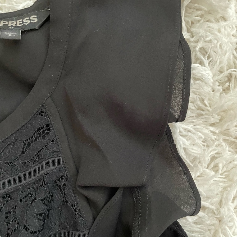 EXPRESS Fancy Top - Picture 2 of 4